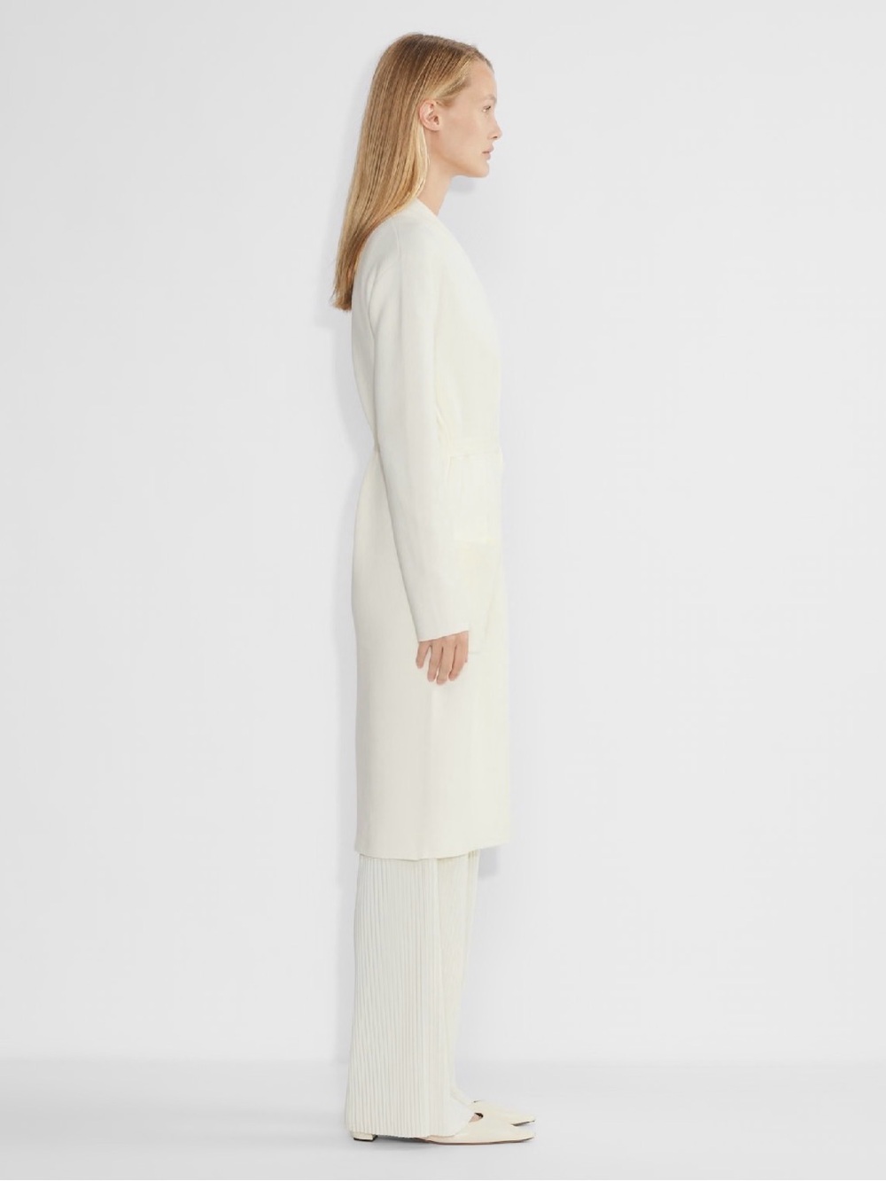 Babaton Ivory Long Knit Robe - Picture 2 of 7